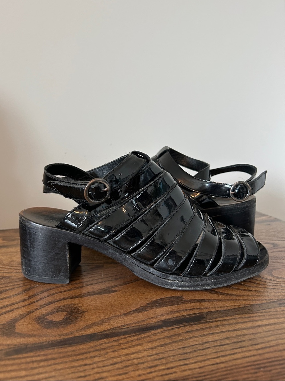 Vintage leather slingbacks
